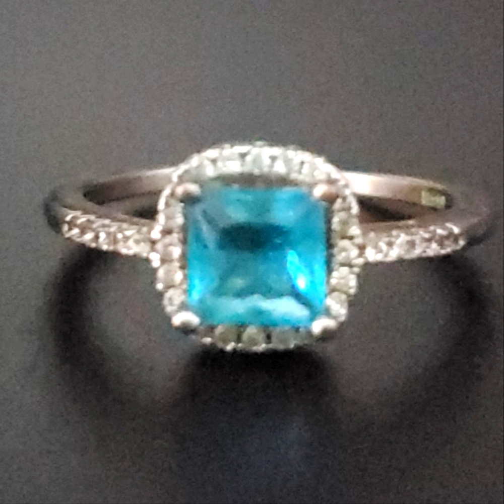 Sterling Silver Blue Topaz Centre Stone Ring Tiny Rhinestones Accent 925 Sz 8.5